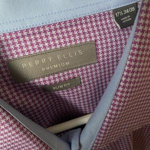 Long sleeve Perry Ellis dress shirt